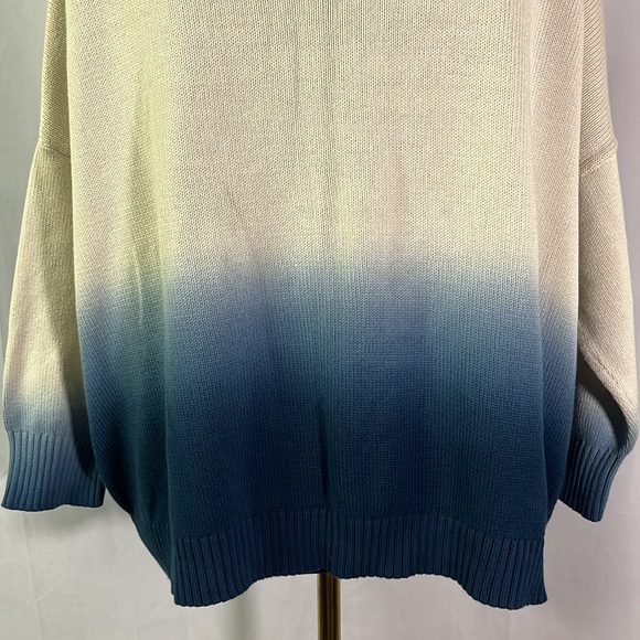 American Eagle Outfitters Beige & Blue Ombre Pink Star Heart Wide Neck Sweater - Picture 13 of 16